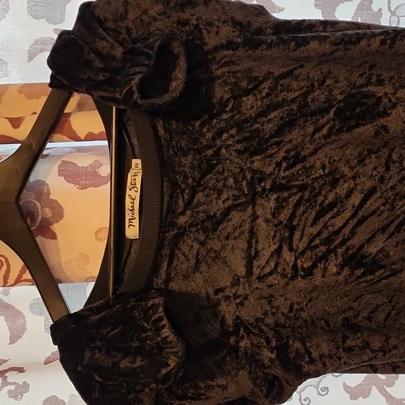 Michael Stars black velvet top - Picture 3 of 4